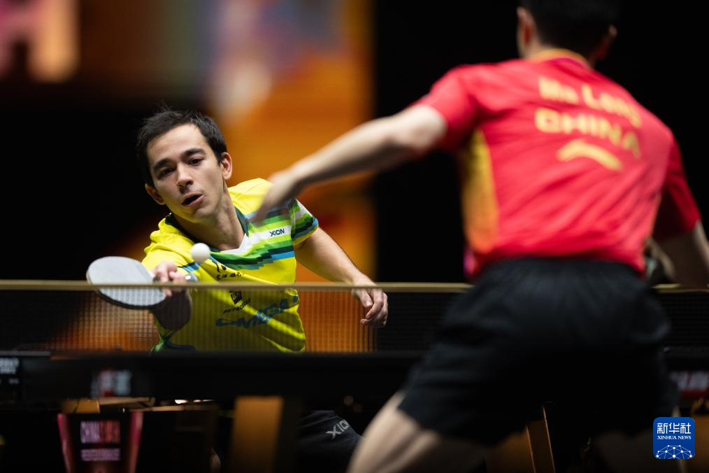 展现出强大 展现出强大