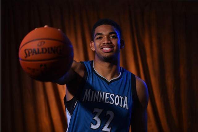 以明显优势 以明显优势